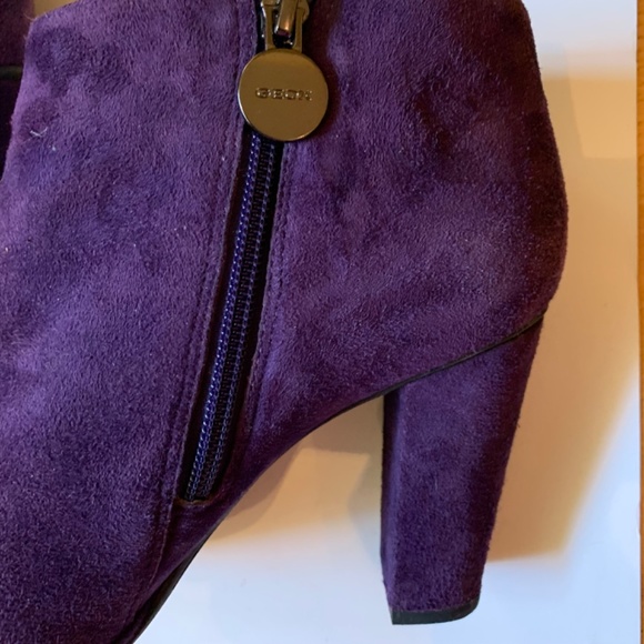 Like NEW π GEOX Suede Booties size 9 - Picture 6 of 7